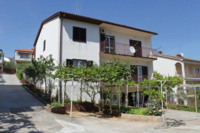 Apartments with a parking space Pula - 7647